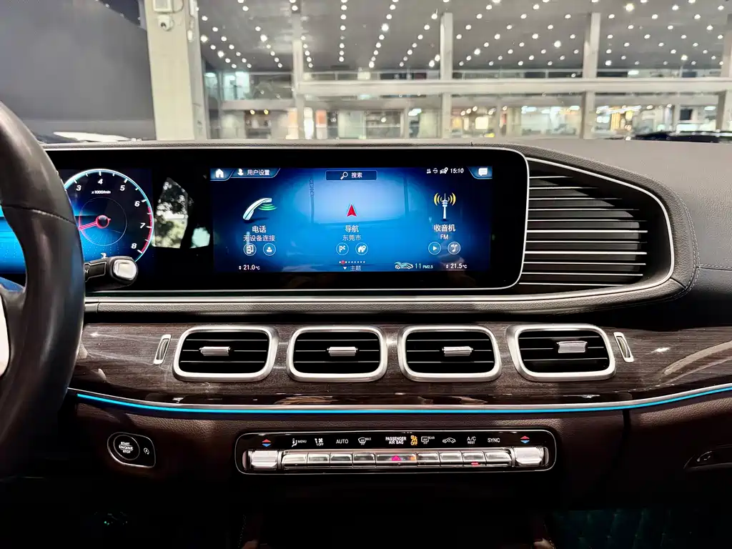 Mercedes-Benz GLE — фото 10
