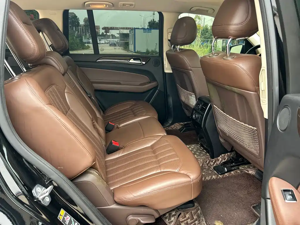 Mercedes-Benz GLS — фото 21