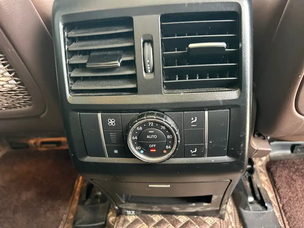 Mercedes-Benz GLS — фото 22