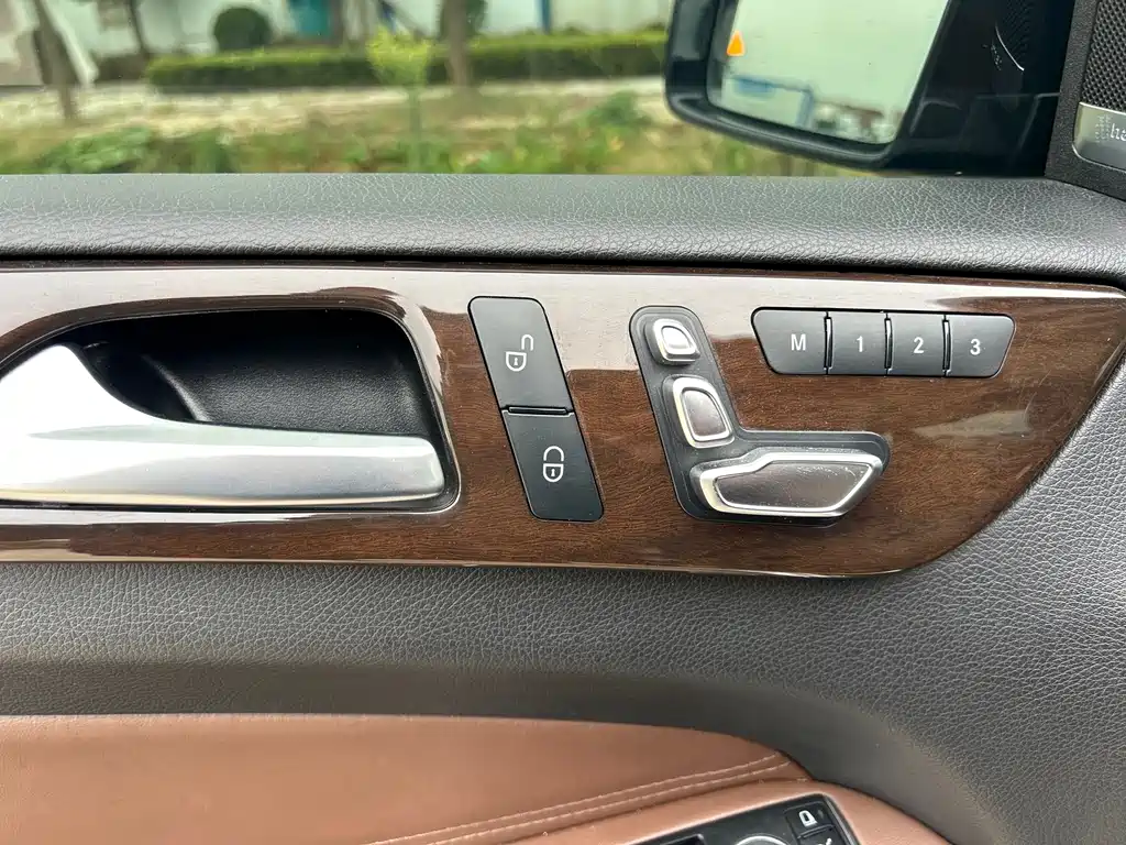 Mercedes-Benz GLS — фото 36