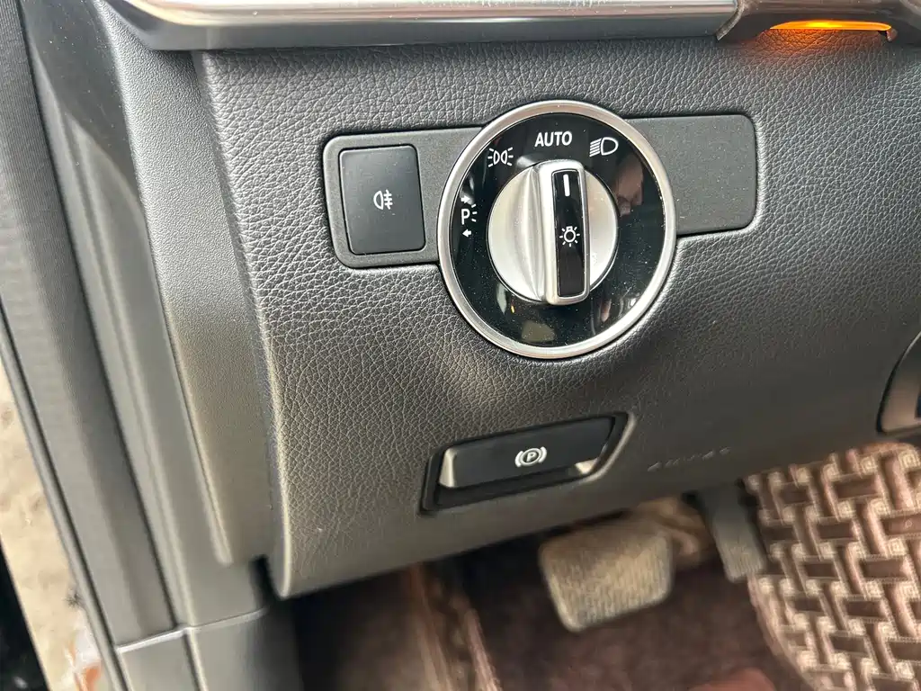 Mercedes-Benz GLS — фото 37