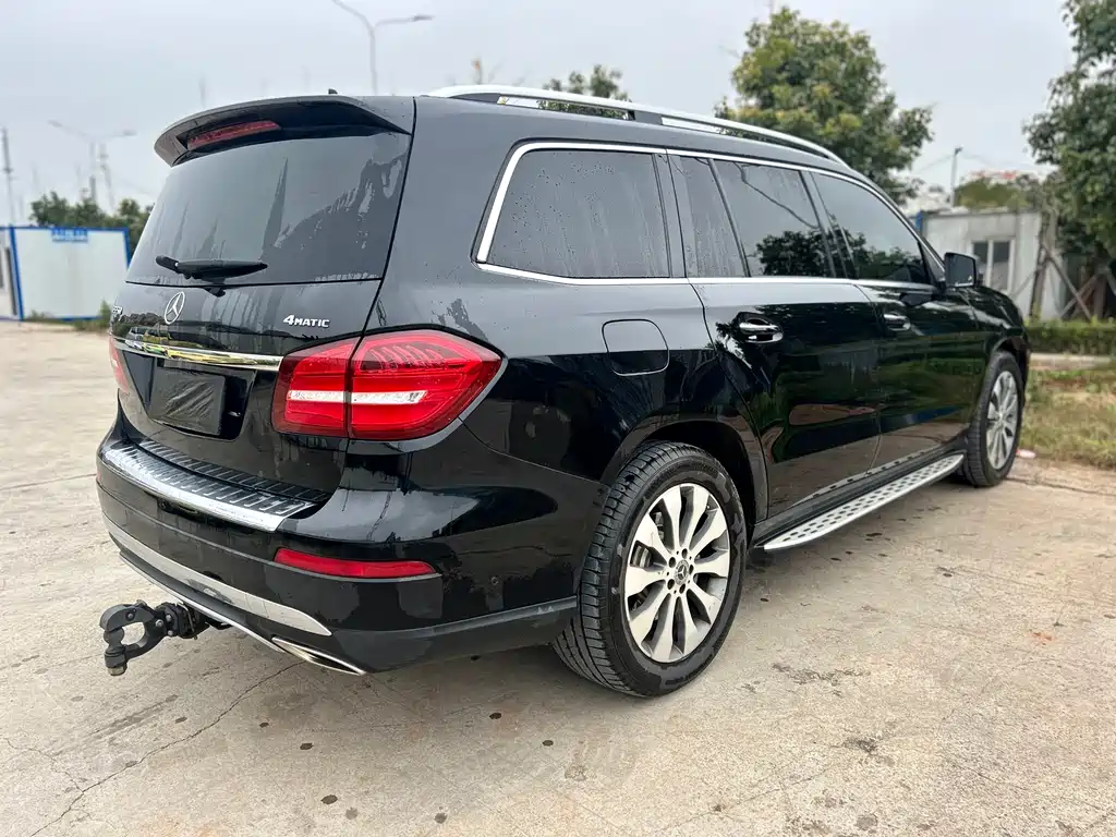 Mercedes-Benz GLS — фото 7