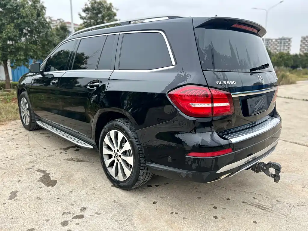 Mercedes-Benz GLS — фото 8
