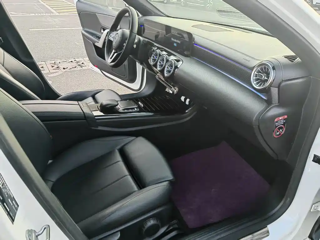 Mercedes-Benz A-Class — фото 14