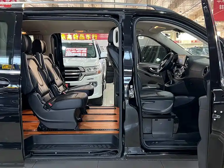 Mercedes-Benz Vito — фото 16