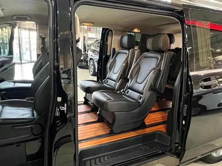 Mercedes-Benz Vito — фото 19