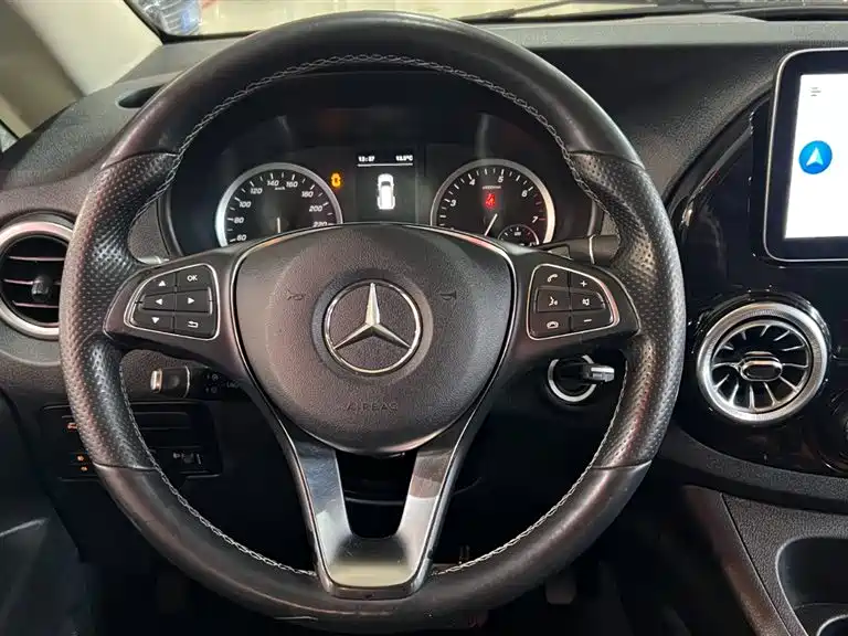 Mercedes-Benz Vito — фото 9
