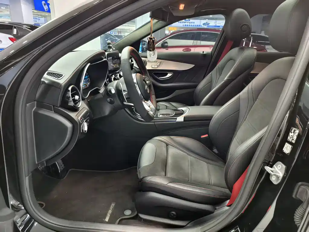Mercedes-Benz C-Class AMG — фото 6