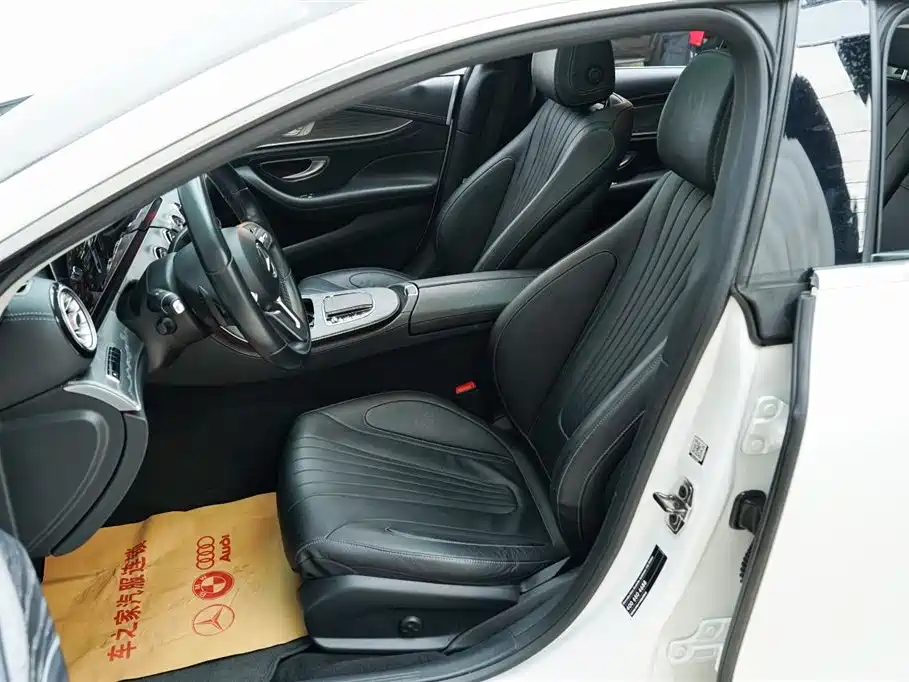 Mercedes-Benz CLS — фото 3