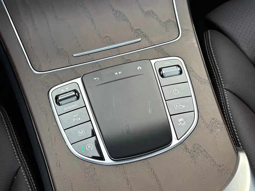 Mercedes-Benz GLC — фото 11