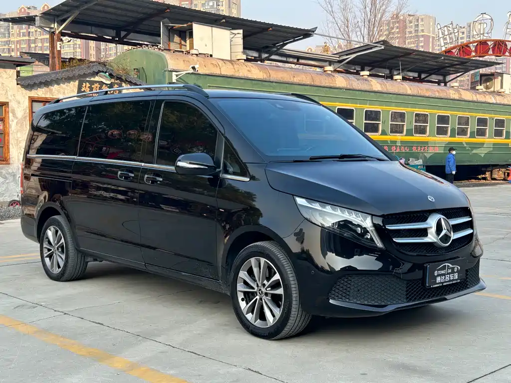 Mercedes-Benz V-Class — фото 3