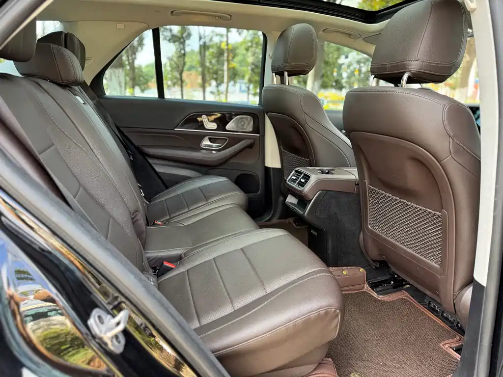 Mercedes-Benz GLE (Import) — фото 10