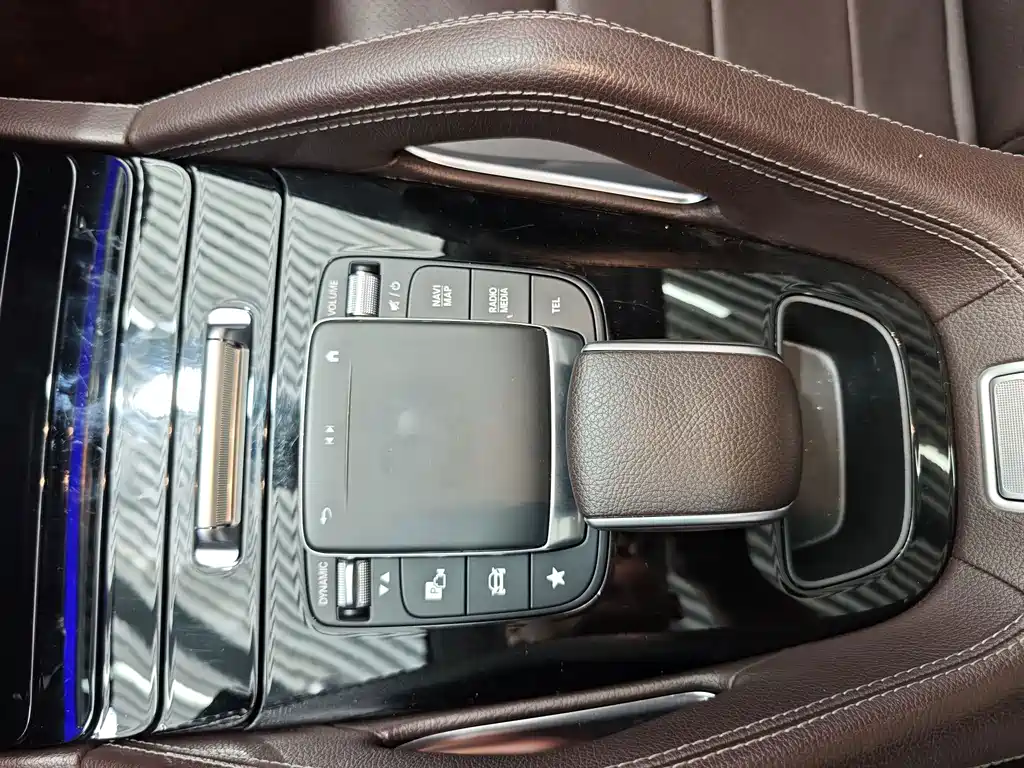 Mercedes-Benz GLE (Import) — фото 10