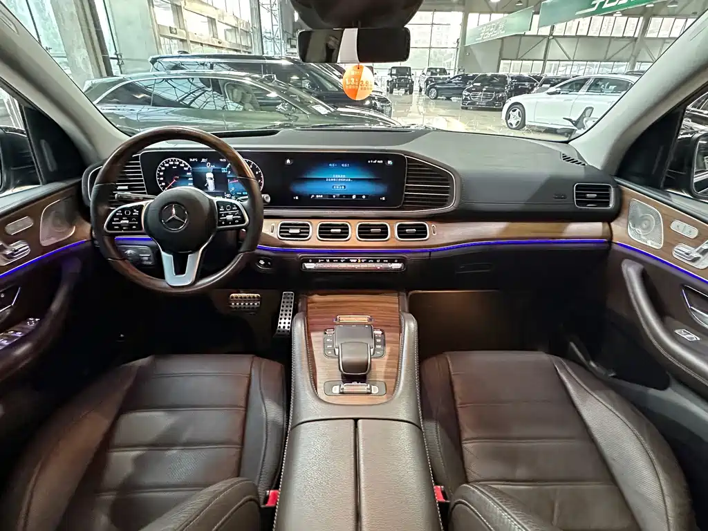 Mercedes-Benz GLS — фото 21