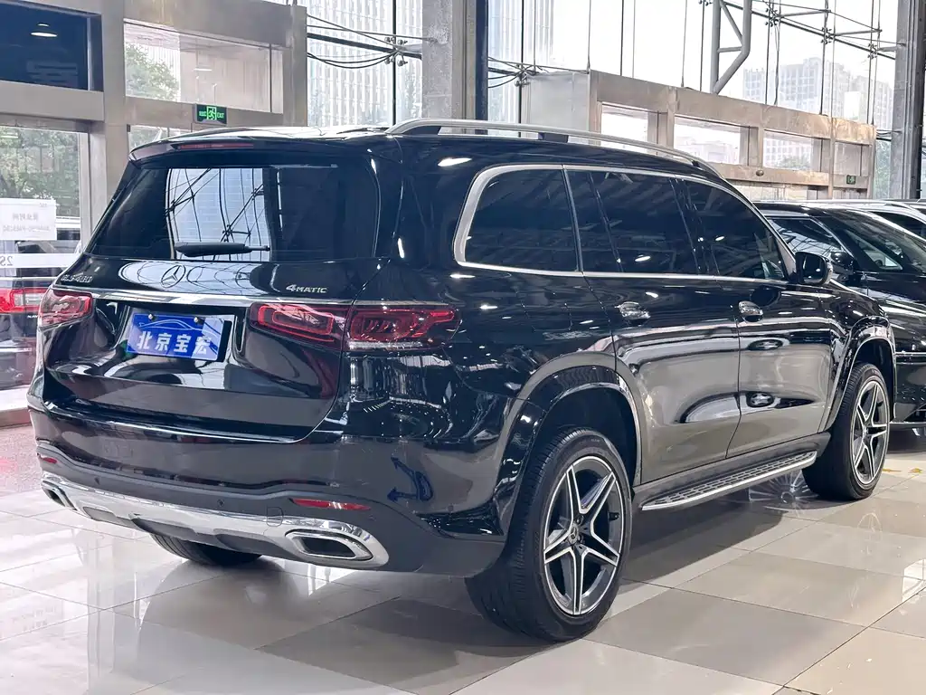 Mercedes-Benz GLS — фото 6