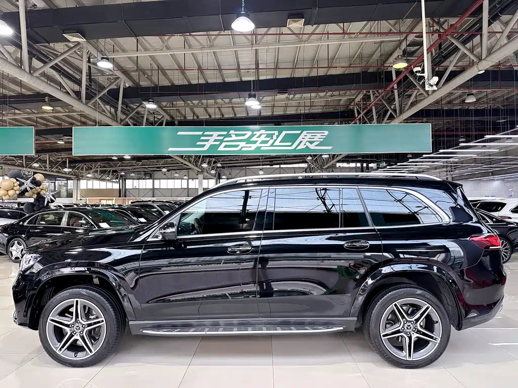 Mercedes-Benz GLS — фото 7
