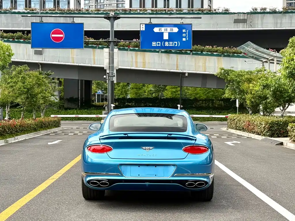 Bentley Continental — фото 8