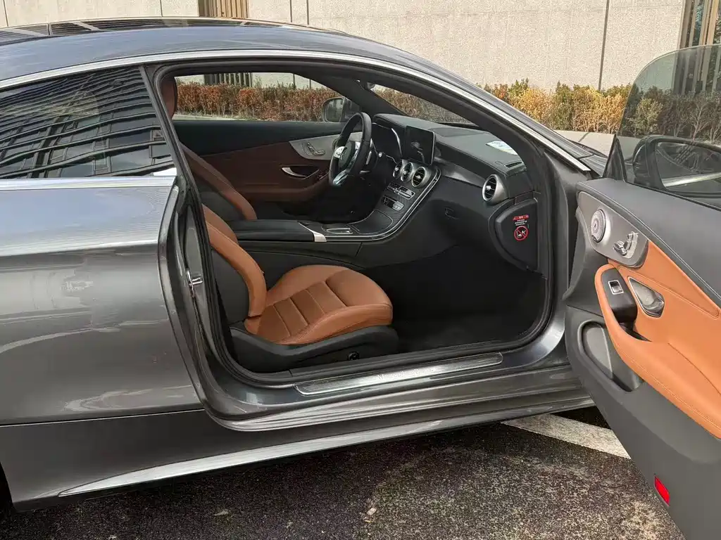 Mercedes-Benz C-Class (Import) — фото 3