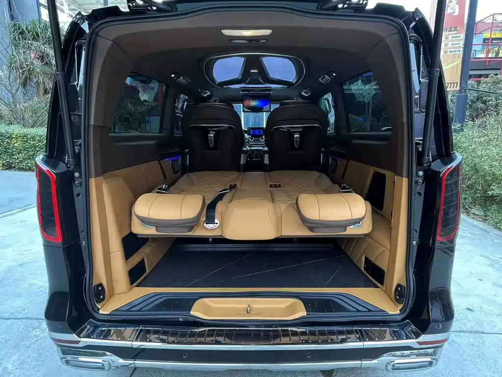 Mercedes-Benz Vito — фото 10