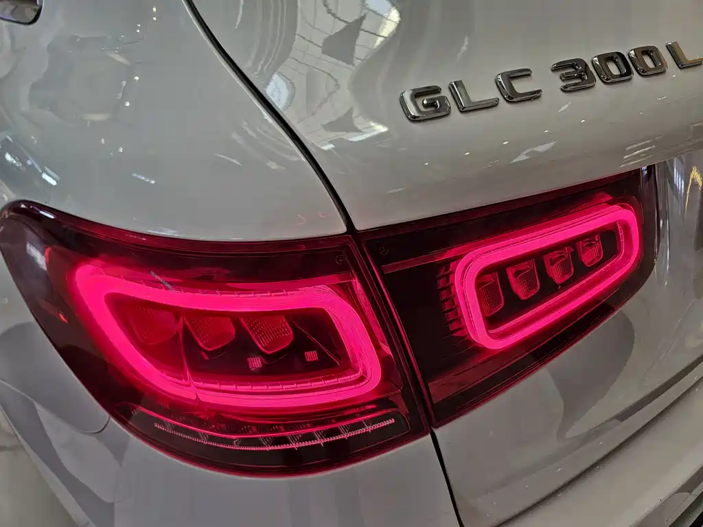 Mercedes-Benz GLC — фото 20