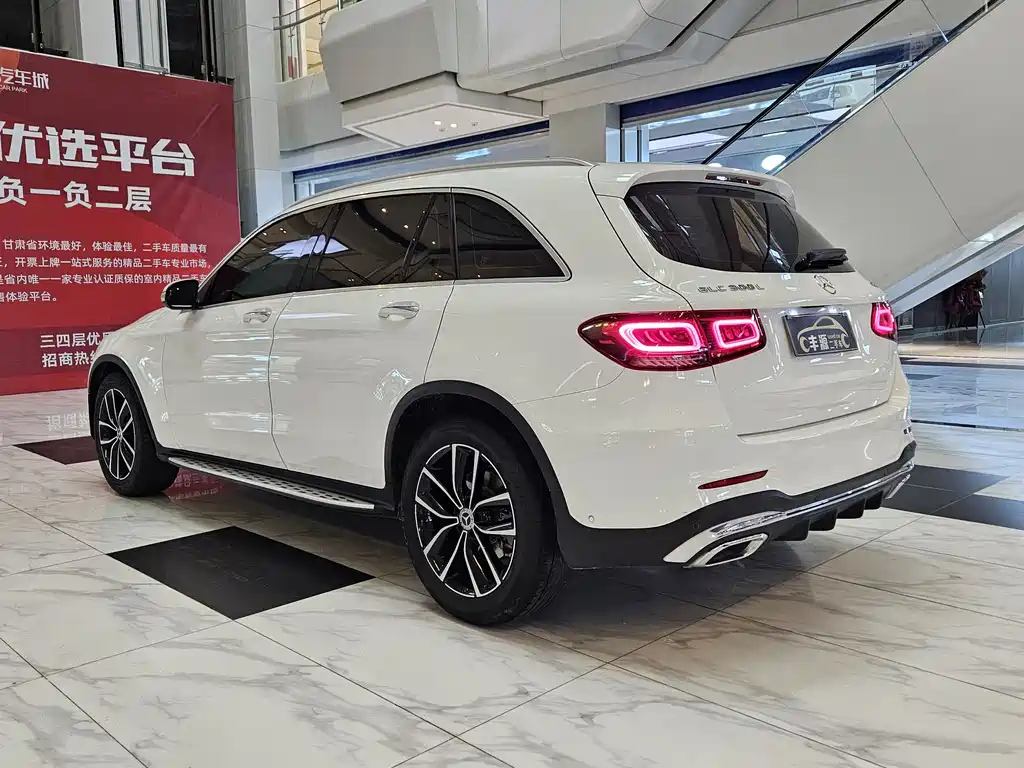 Mercedes-Benz GLC — фото 28