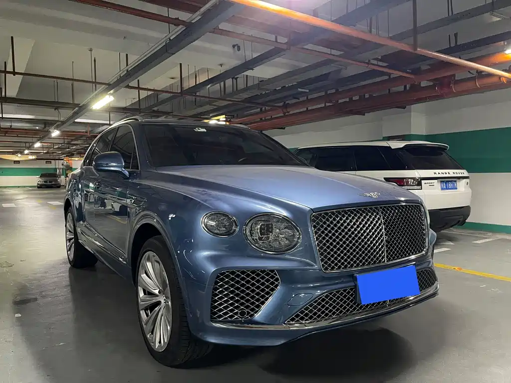 Bentley Bentayga — фото 2