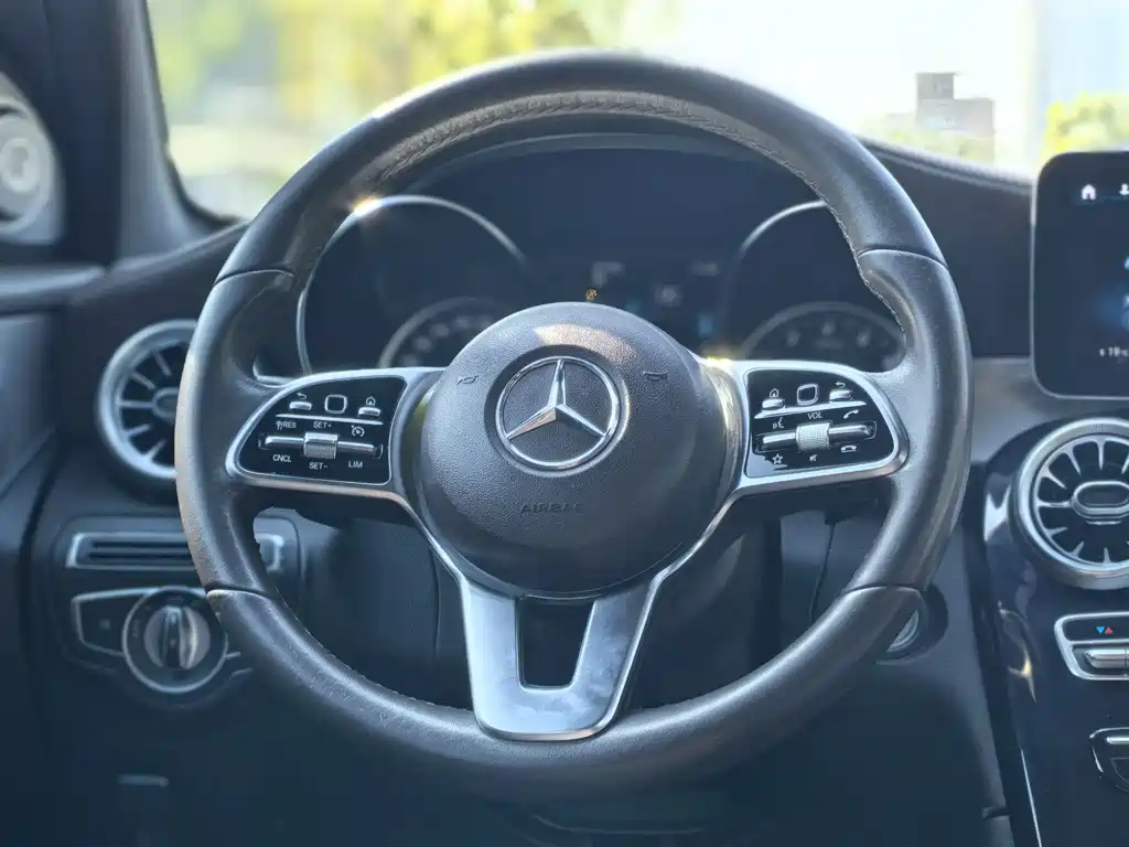 Mercedes-Benz GLC — фото 11