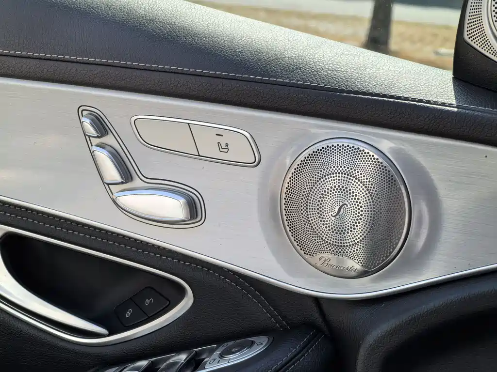 Mercedes-Benz GLC — фото 18