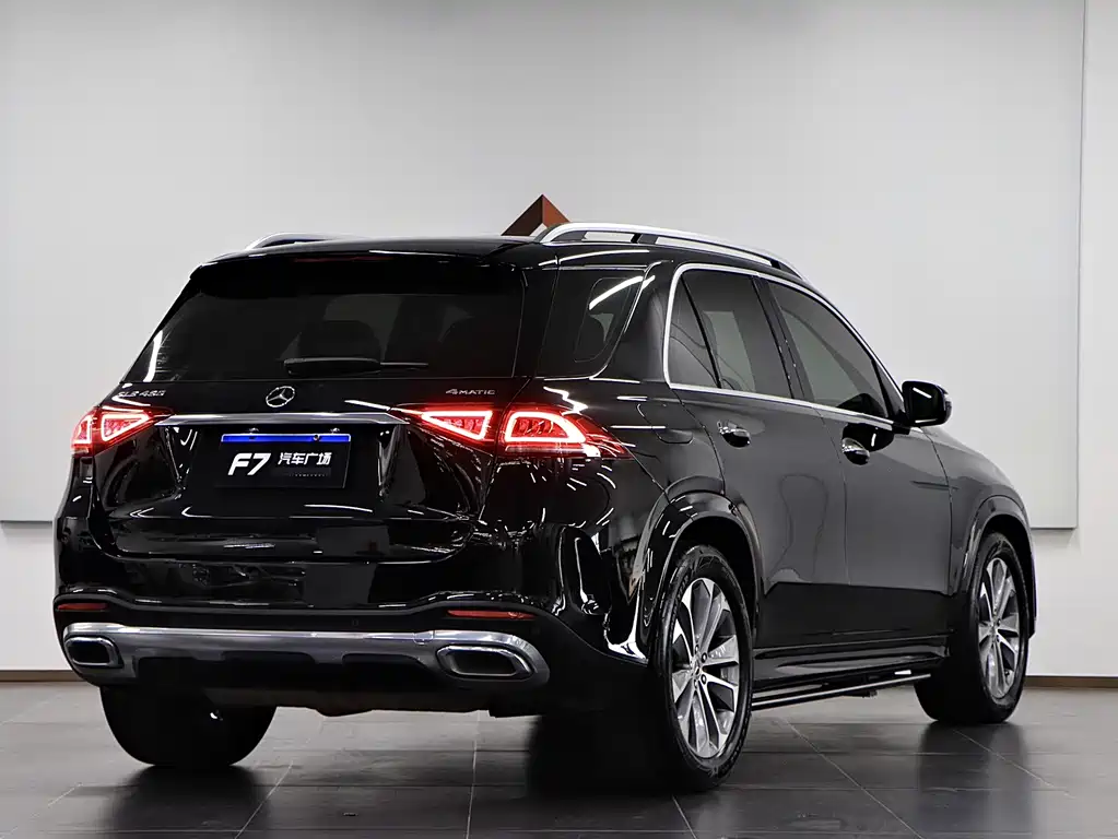 Mercedes-Benz GLE — фото 6