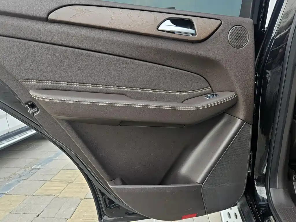 Mercedes-Benz GLE (Import) — фото 15