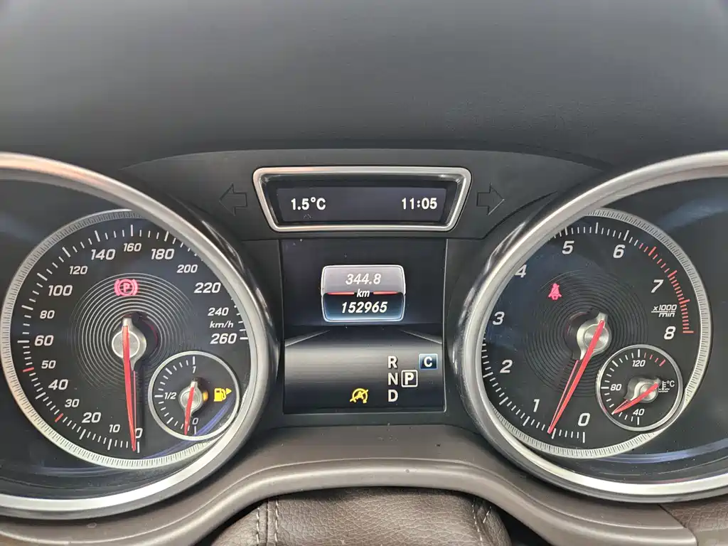 Mercedes-Benz GLE (Import) — фото 18