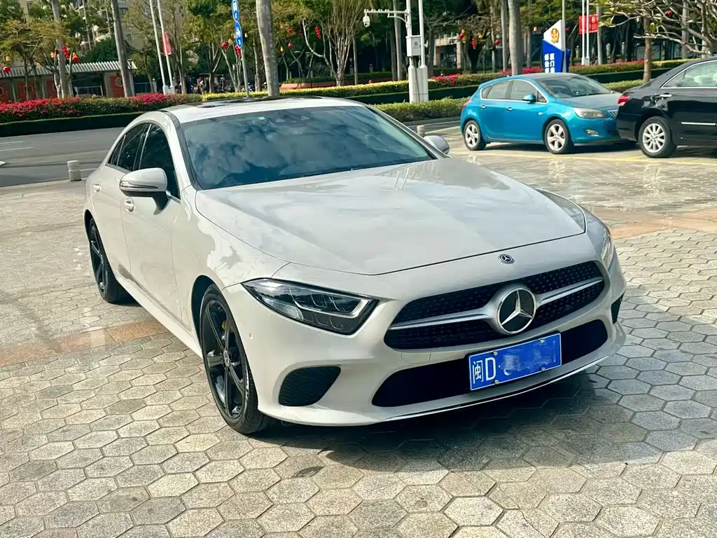 Mercedes-Benz CLS — фото 3