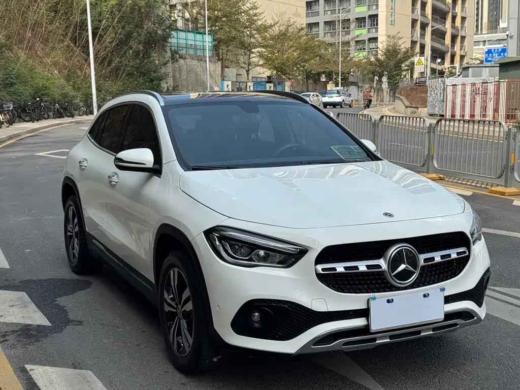 Mercedes-Benz GLA — фото 3
