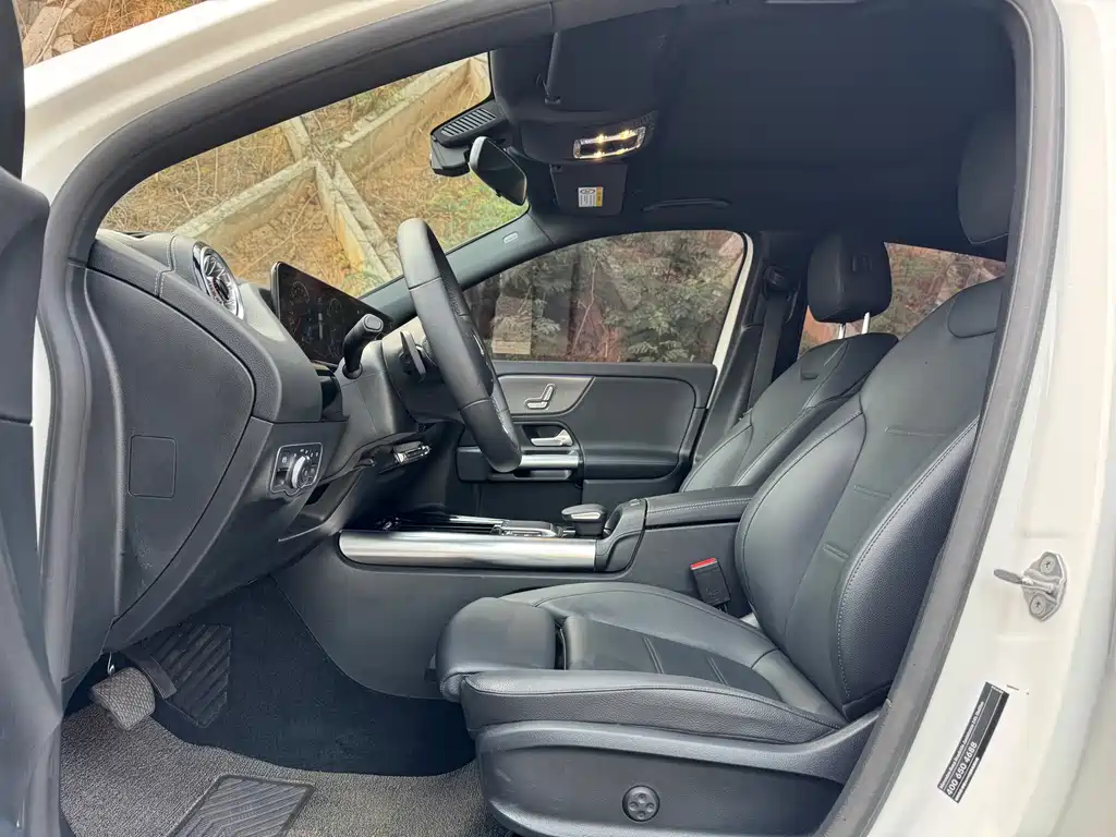 Mercedes-Benz GLA — фото 5