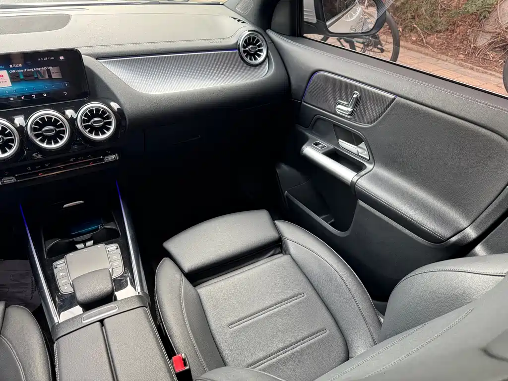 Mercedes-Benz GLA — фото 10