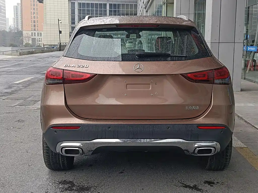 Mercedes-Benz GLA — фото 7