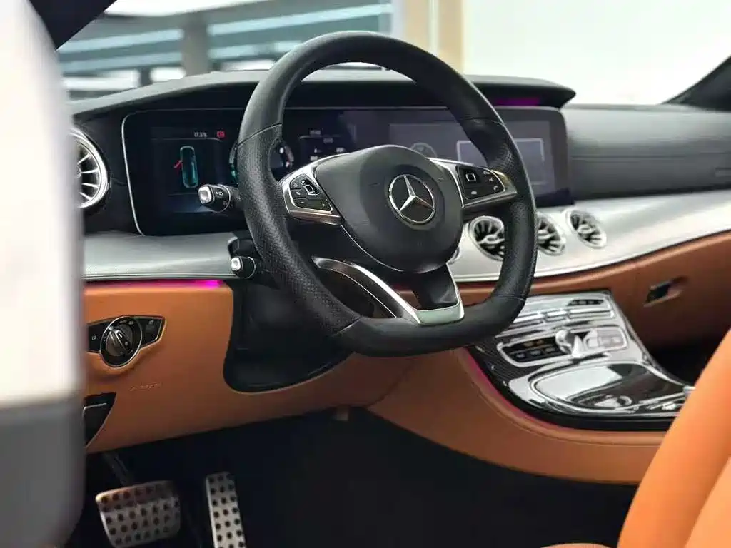 Mercedes-Benz E-Class (Import) — фото 4