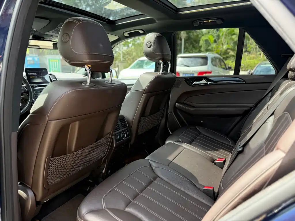 Mercedes-Benz GLE AMG — фото 7
