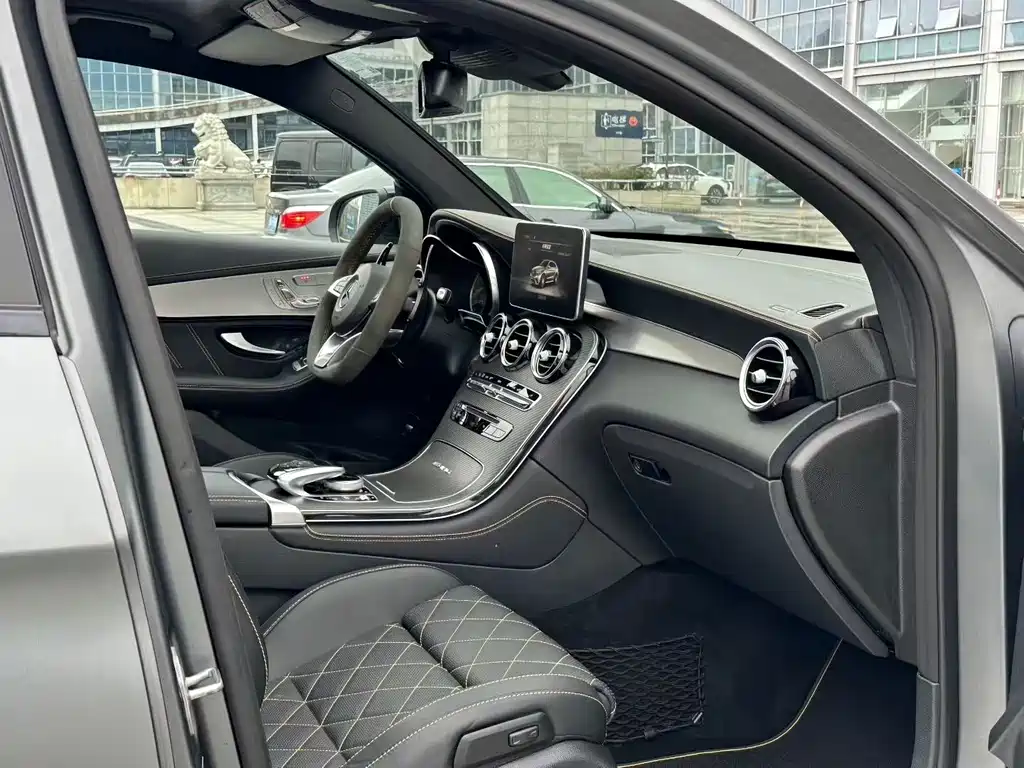 Mercedes-Benz GLC Coupe AMG — фото 6