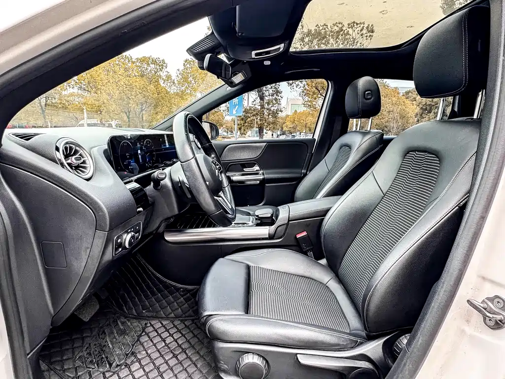 Mercedes-Benz B-Class — фото 15