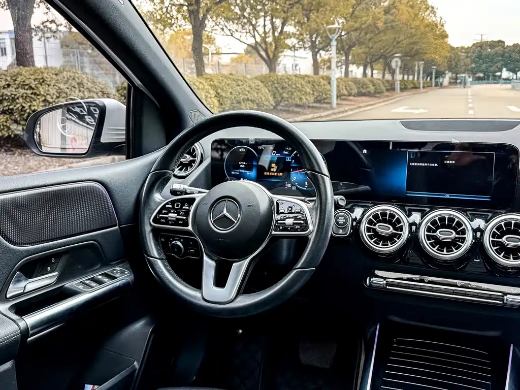 Mercedes-Benz B-Class — фото 7