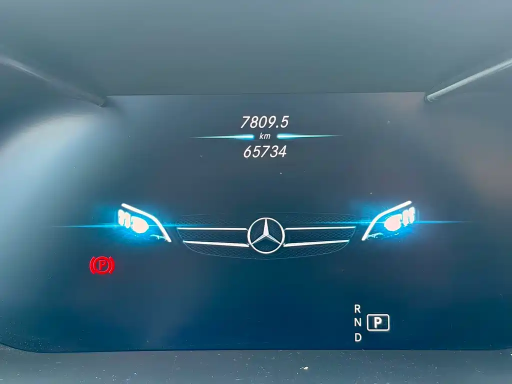 Mercedes-Benz C-Class — фото 10