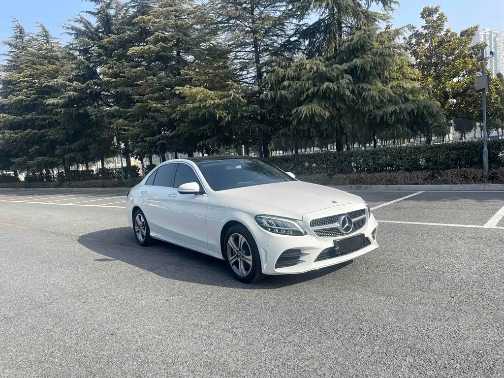 Mercedes-Benz C-Class — фото 2