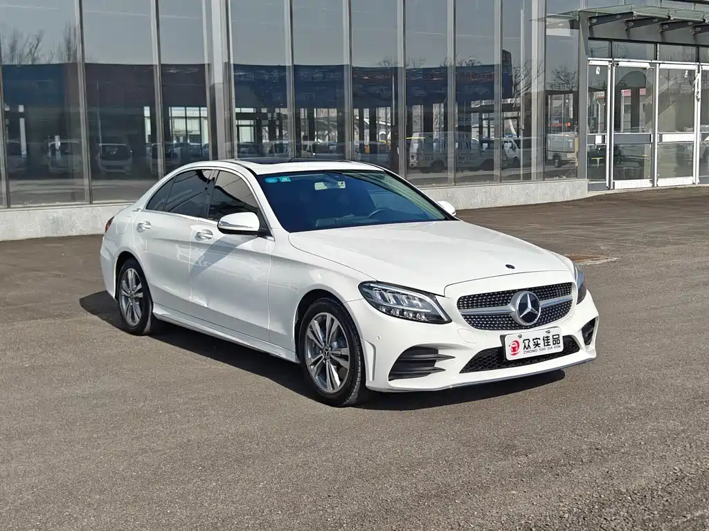 Mercedes-Benz C-Class — фото 3