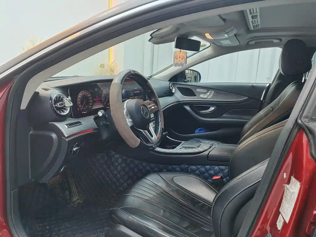 Mercedes-Benz CLS — фото 9