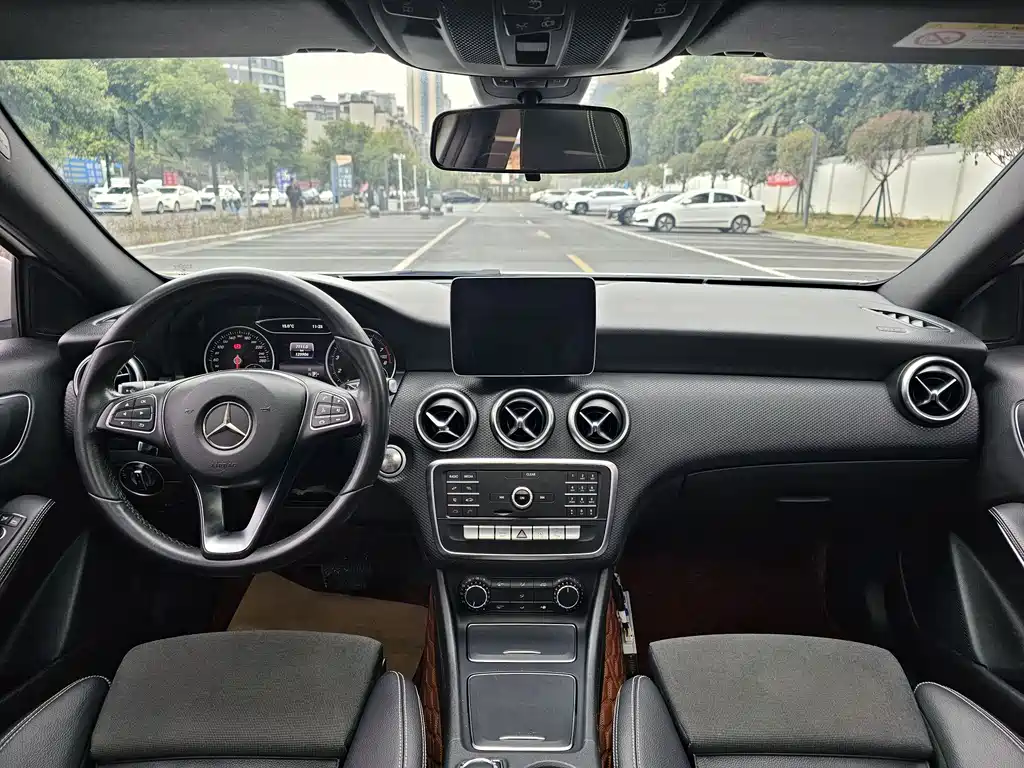 Mercedes-Benz A-Class (Import) — фото 6