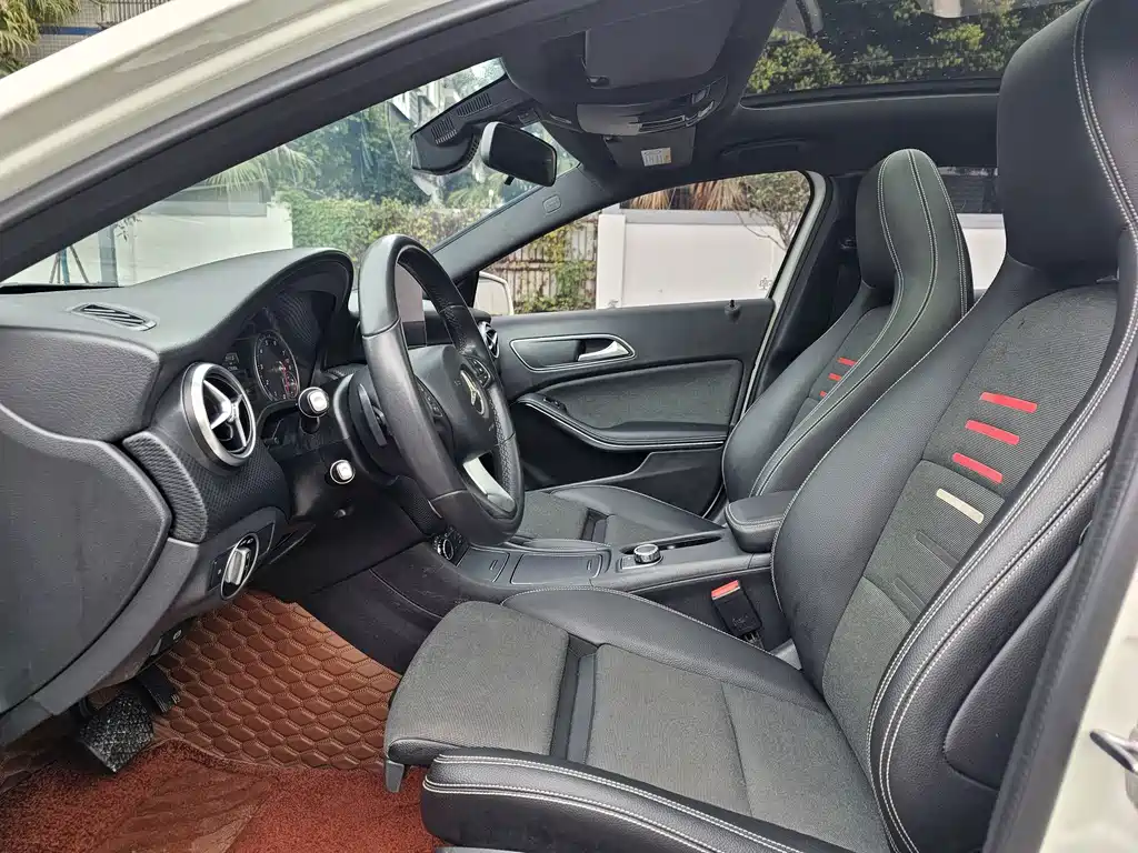 Mercedes-Benz A-Class (Import) — фото 7