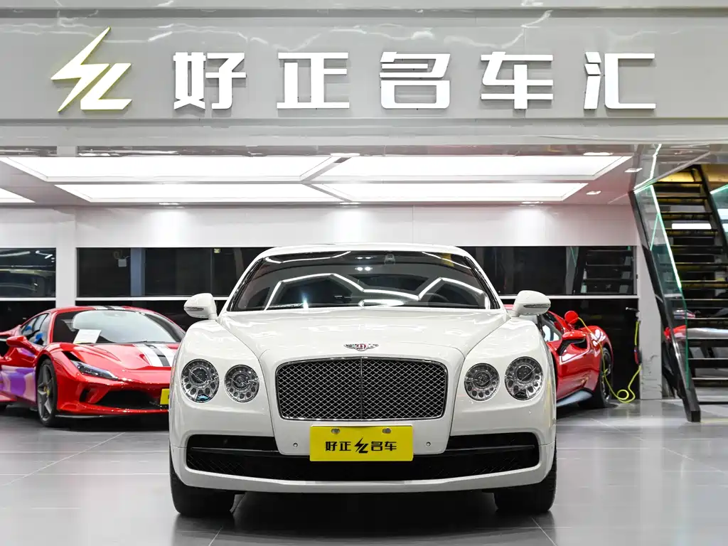 Bentley Flying Spur — фото 2