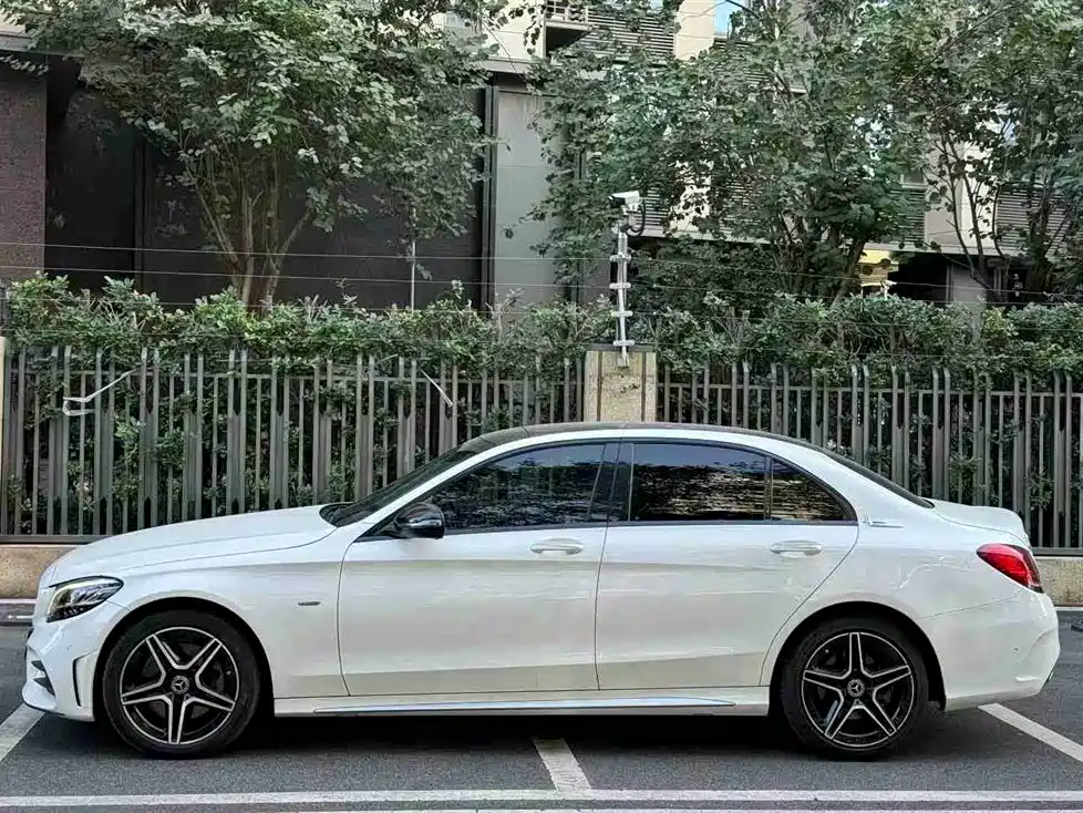 Mercedes-Benz C-Class — фото 2