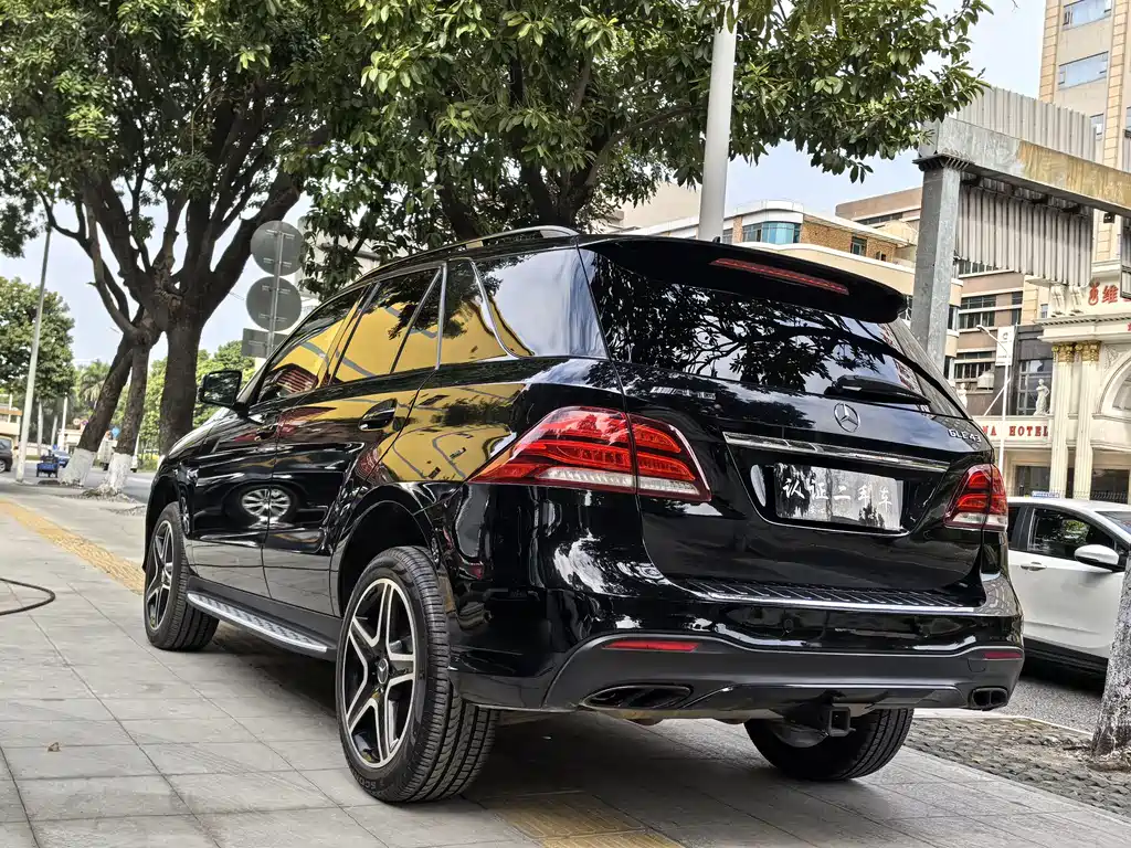 Mercedes-Benz GLE AMG — фото 4